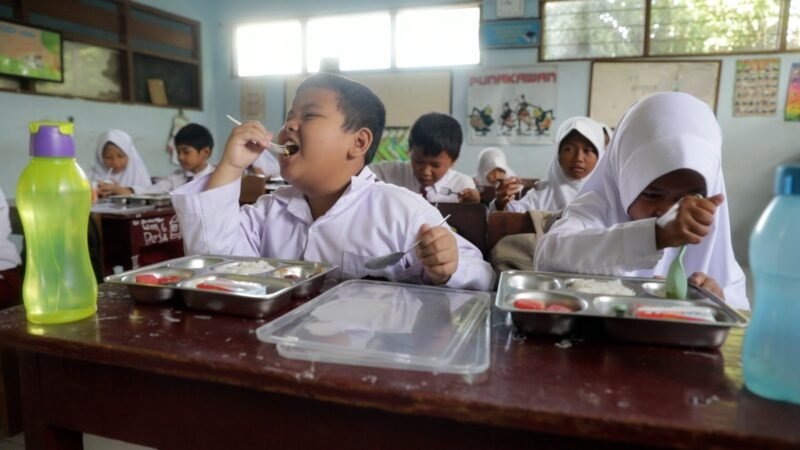 Program Makan Bergizi Gratis: Langkah Nyata Menuju Generasi Unggul Indonesia. | Foto: Tim Media Presiden Prabowo