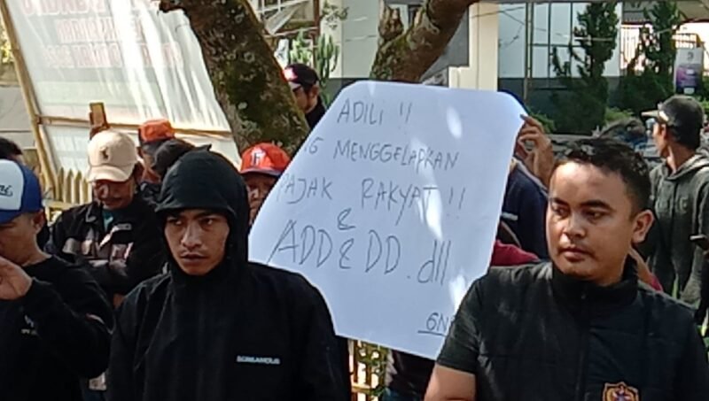 Laskar Pasundan Indonesia (LPI) menyoroti lemahnya pengawasan Inspektorat dan Aparat Penegak Hukum (APH) atas dugaan penyalahgunaan anggaran di Desa Neglasari, Kecamatan Lengkong.