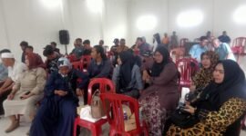 Para pelaku usaha tambang dan pengolahan batu hijau di Kecamatan Cikembar mengikuti pertemuan dengan pemerintah setempat untuk membahas perizinan dan pengelolaan lingkungan