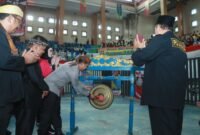 Festival Seni Pencak Silat Kapolres Cup 2025 resmi digelar di GOR Palabuhanratu, Sukabumi! Ajang ini menjadi wadah bagi pelajar dan atlet pencak silat dari berbagai daerah untuk berkompetisi secara sehat serta melestarikan budaya bangsa.