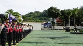 Polres Sukabumi mengerahkan 200 personel untuk mengamankan pelantikan Gubernur dan Wakil Gubernur Jawa Barat serta Bupati dan Wakil Bupati Sukabumi terpilih.