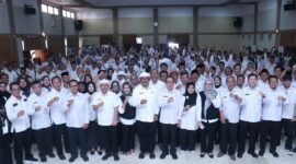 Sebanyak 381 desa dan 5 kelurahan di Kabupaten Sukabumi bergerak bersama membentuk Koperasi Desa Merah Putih sebagai upaya memperkuat ekonomi dari akar rumput. 