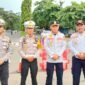 Rekayasa lalu lintas dilakukan di Simpang Damkar, Sukabumi, dengan pemasangan bunderan sementara sebagai solusi mengatasi kemacetan akibat traffic light yang sedang dalam perbaikan.