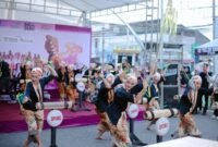 Lebih dari 500 penari dari berbagai komunitas tampil memukau dalam acara "Palabuhanratu Menari 2025" yang digelar untuk memperingati Hari Tari Sedunia. 