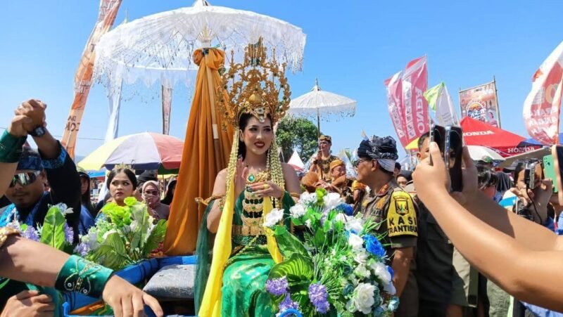 Dinas Pariwisata Kabupaten Sukabumi mendukung penuh peringatan Hari Nelayan Cisolok ke-28