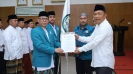 Wakil Bupati Sukabumi H. Andreas menghadiri pelantikan pengurus DPD LPQQ Kabupaten Sukabumi.