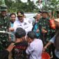Bupati Sukabumi H. Asep Japar bersama Danrem 061/Suryakencana Brigjen TNI Faisol Izuddin