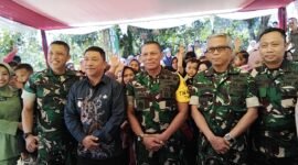 Waaster Panglima TNI Brigjen TNI (Mar) Bambang Hadi Suseno meninjau pelaksanaan TMMD ke-125 Kodim 0622/Kabupaten Sukabumi
