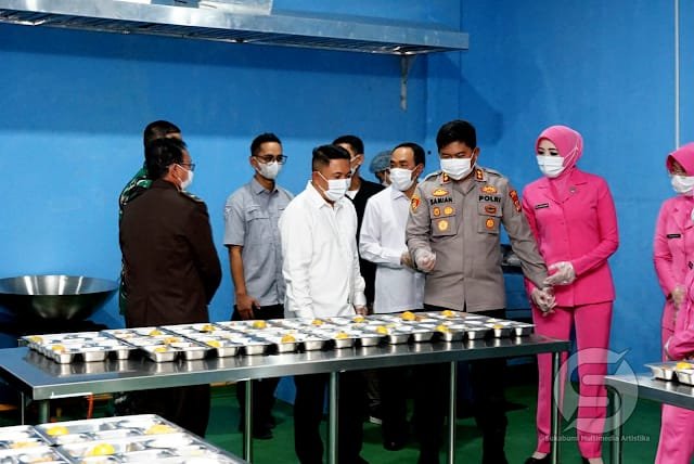 Wakil Bupati Sukabumi H. Andreas kagum dengan peresmian SPPG Polres Sukabumi