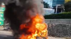 Respons cepat DPKP Kabupaten Sukabumi Posko VII Sukaraja berhasil evakuasi satu unit angkot terbakar