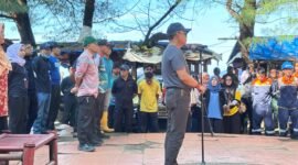 Aksi Bersih Pantai oleh Dinas Pariwisata Kabupaten Sukabumi
