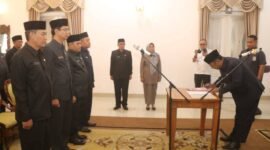 Pelantikan empat pejabat eselon IIb menandai komitmen Pemkab Sukabumi