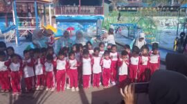 Momentum Hari Ibu dimanfaatkan keluarga besar PAUD SPS TP Strawbery untuk mempererat silaturahmi melalui kegiatan family gathering