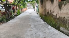 Proyek perbaikan jalan lingkungan di RT 07/RW 08 Kelurahan Jatihandap,