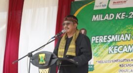 Bupati Sukabumi H. Asep Japar