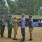 Pelaksanaan program TNI Manunggal Membangun Desa (TMMD)