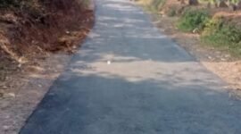 Pengaspalan jalan ruas Miramontana–Bojongjengkol.